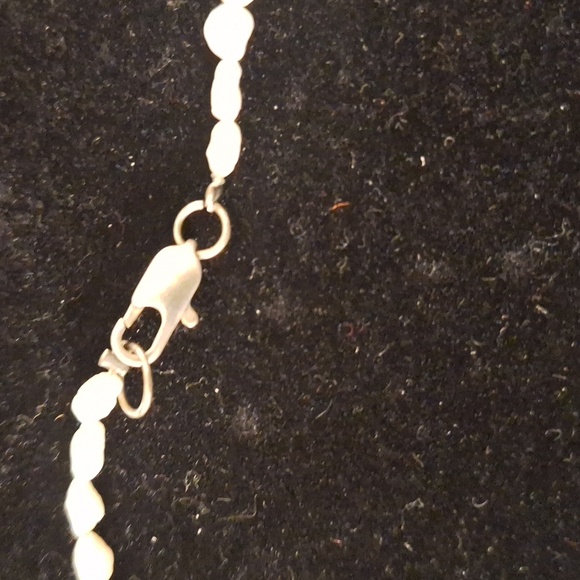 RICE PEARL FRESHWATER NECKLACE With Opalescent Glass Beads - Picture 3 of 4